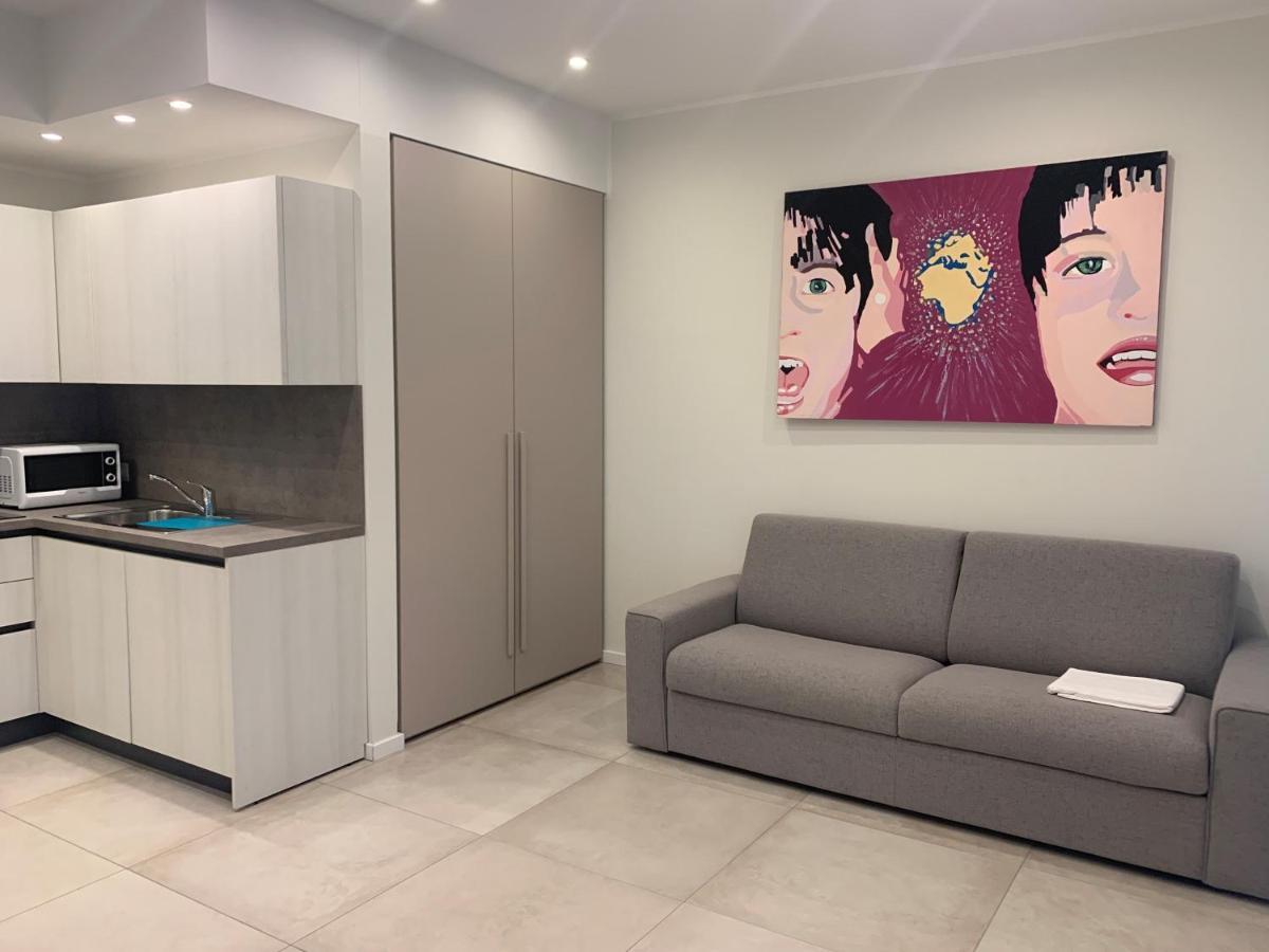 Casa Vacanze Residence Ideale Suites And Apartments Alassio Eksteriør billede