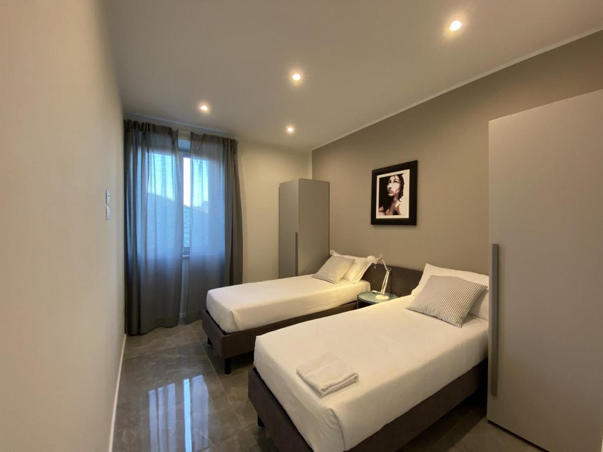 Casa Vacanze Residence Ideale Suites And Apartments Alassio Eksteriør billede