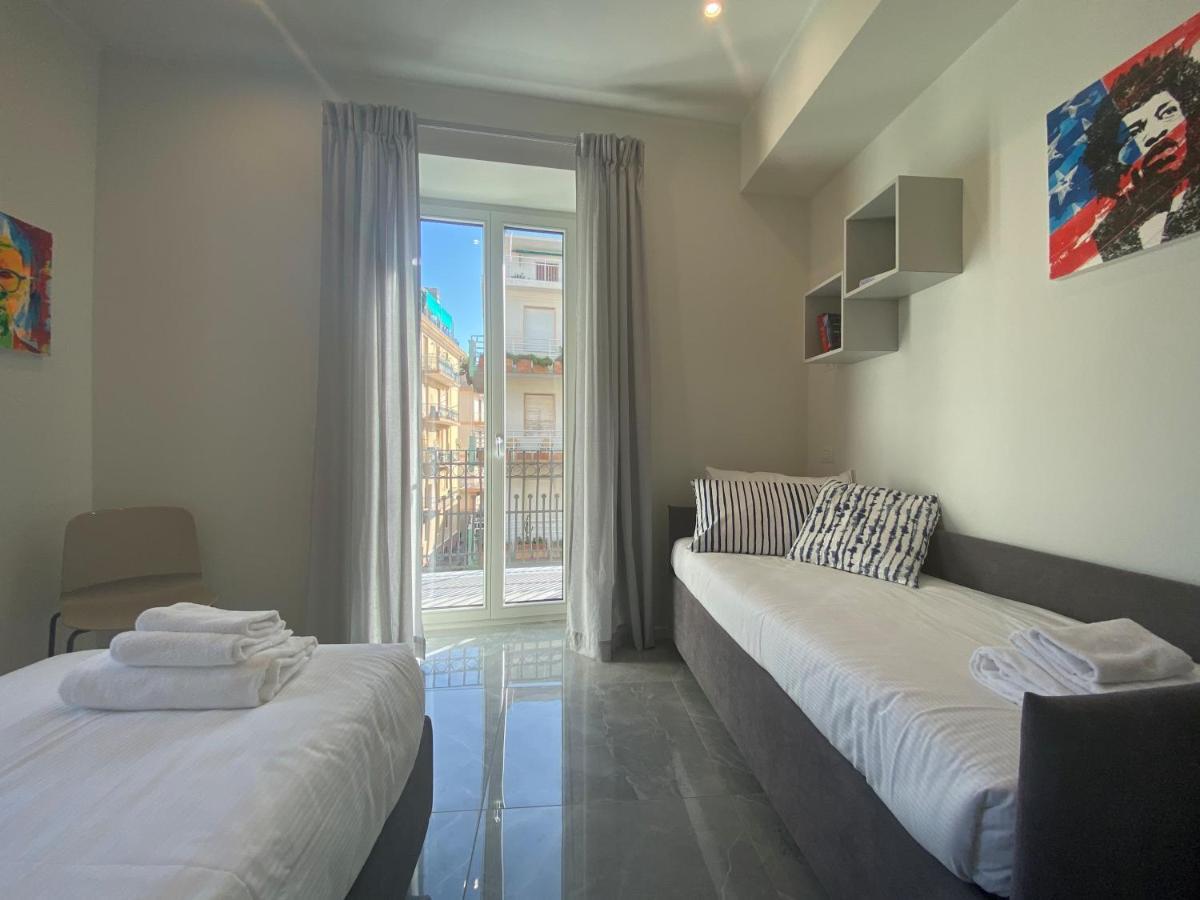 Casa Vacanze Residence Ideale Suites And Apartments Alassio Eksteriør billede