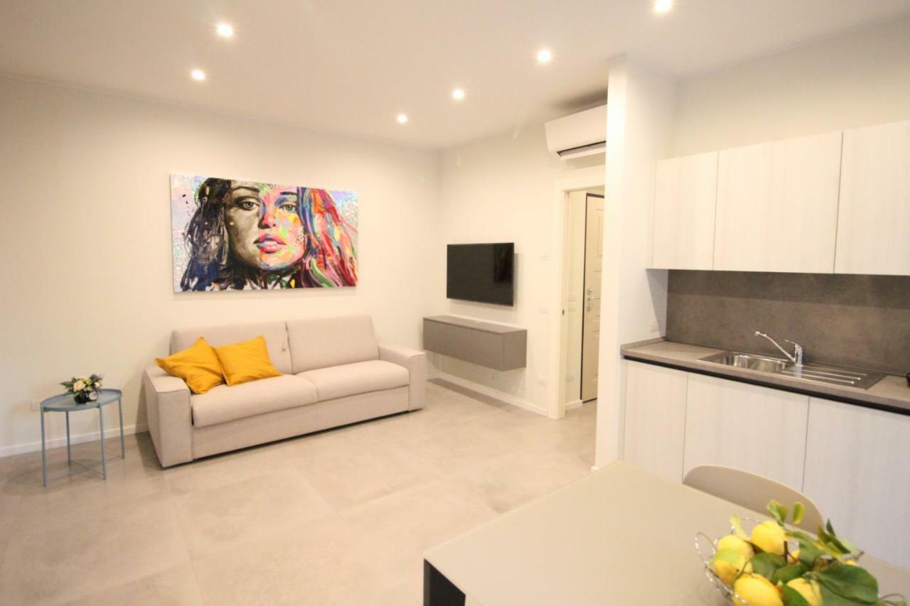 Casa Vacanze Residence Ideale Suites And Apartments Alassio Eksteriør billede