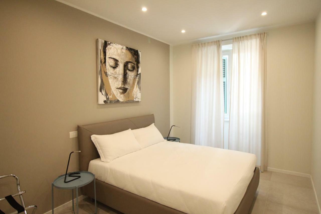 Casa Vacanze Residence Ideale Suites And Apartments Alassio Eksteriør billede